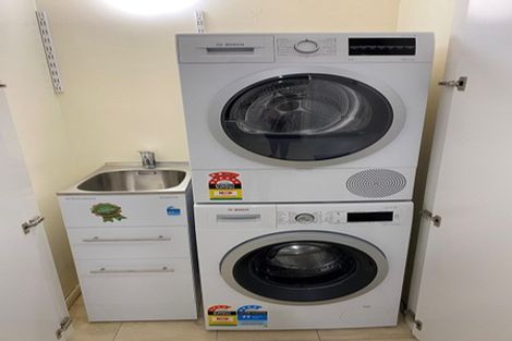 Photo of property in 13/22u Oriental Terrace, Oriental Bay, Wellington, 6011