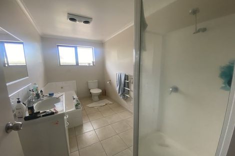 Photo of property in 17 Finchley Place, Hamilton East, Hamilton, 3216