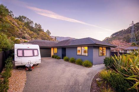 Photo of property in 5 Tindle Place, The Brook, Nelson, 7010