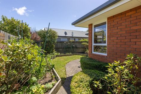 Photo of property in 11 Rossiter Avenue, Redwood, Christchurch, 8051