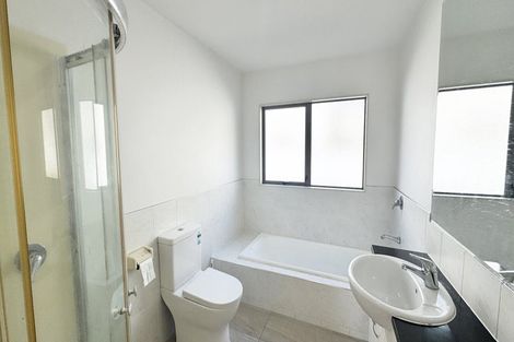 Photo of property in 17e Balmain Road, Birkenhead, Auckland, 0626