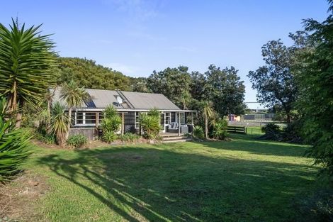 Photo of property in 619 Waitarere Beach Road, Waitarere Beach, Levin, 5510