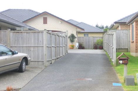 Photo of property in 8 Glastry Close, East Tamaki Heights, Auckland, 2016