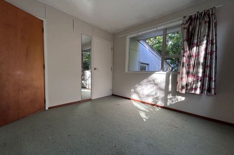 Photo of property in 3 Tahu Crescent, Sunnynook, Auckland, 0620
