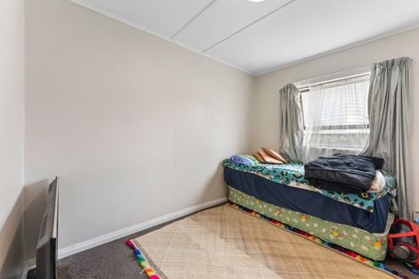 Photo of property in 21 Hood Street, Castlecliff, Whanganui, 4501