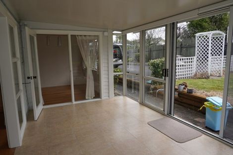 Photo of property in 11 Munstead Place, Hillcrest, Auckland, 0627