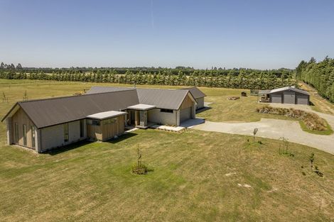 Photo of property in 14 Hayes Road, Kirwee, Christchurch, 7671