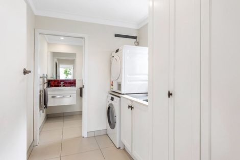 Photo of property in 114 Scenic Drive, Titirangi, Auckland, 0604