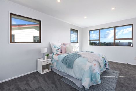 Photo of property in 26 Mercury Way, Whitby, Porirua, 5024