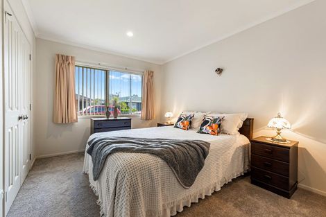 Photo of property in 15 Alice Avenue, Orewa, 0931