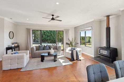 Photo of property in 9 Waitaheke Road, Te Horo, Otaki, 5581