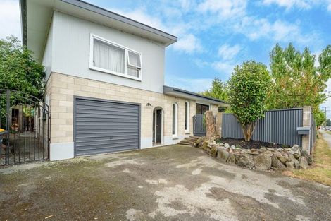 Photo of property in 22 Halstead Road, Pleasant Point, 7903