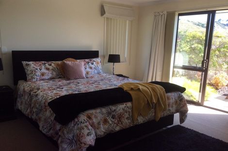 Photo of property in 90 Loch Views Road, Acacia Bay, Taupo, 3385