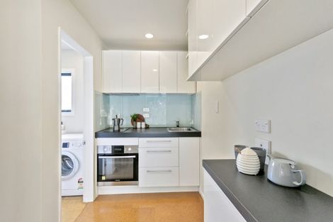Photo of property in 19 Hereford Street, Wilton, Wellington, 6012