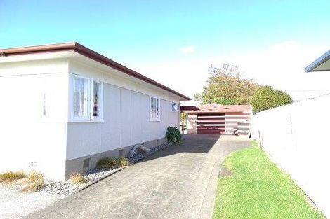 Photo of property in 40 Martyn Street, Waiuku, 2123