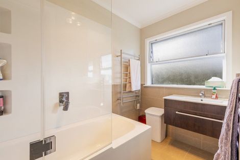 Photo of property in 7 Avon Terrace, Taradale, Napier, 4112