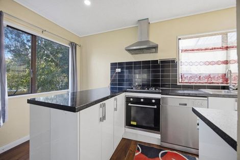 Photo of property in 40a Starforth Place, Henderson, Auckland, 0612