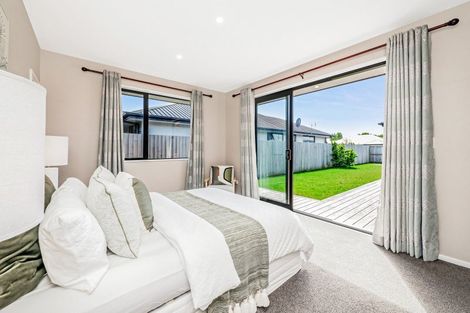 Photo of property in 17 Exeter Lane, Rolleston, 7614