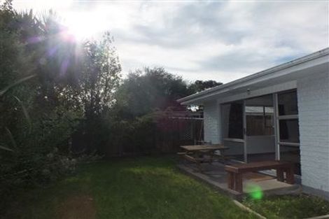 Photo of property in 2/127 Mackenzie Avenue, Woolston, Christchurch, 8023