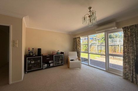 Photo of property in 7 Sanctuary Point, Sunnyhills, Auckland, 2010