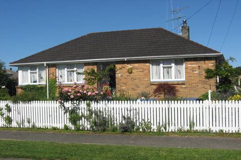 Photo of property in 869 Hazelmere Crescent, Te Awamutu, 3800