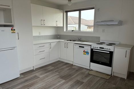 Photo of property in 2/12 Chaucer Street, Milton, 9220