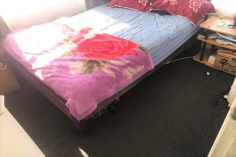 Photo of property in 194 Don Buck Road, Massey, Auckland, 0614