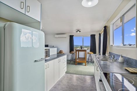 Photo of property in 2 Ngaparaoa Drive, Maketu, 3189