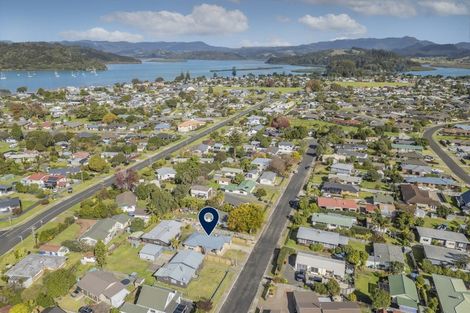 Photo of property in 4a Nicholas Avenue, Whitianga, 3510