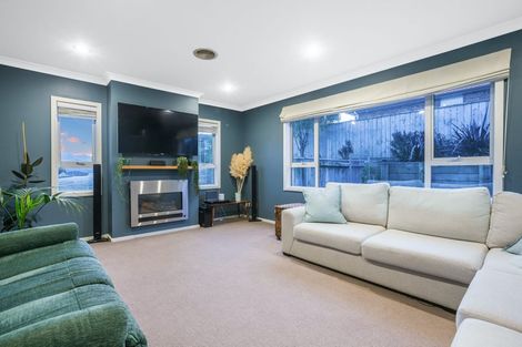 Photo of property in 37 Nelson Avenue, Aotea, Porirua, 5024