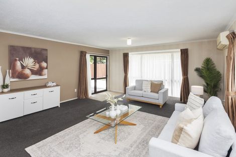 Photo of property in 5 Chokebore Place, Sockburn, Christchurch, 8042