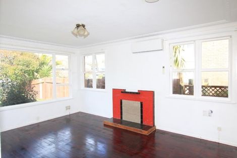 Photo of property in 7 Barbary Avenue, Kelston, Auckland, 0602