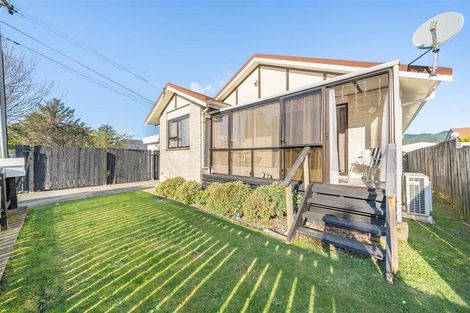 Photo of property in 3f1- Ararino Street, Trentham, Upper Hutt, 5018