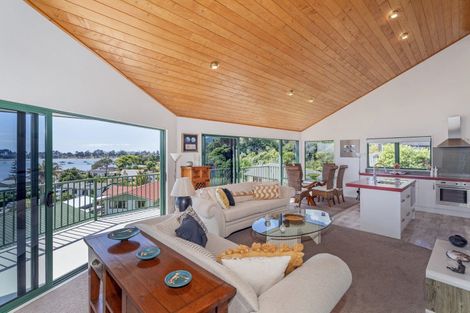 Photo of property in 189 Main Sh25 Road, Tairua, 3508