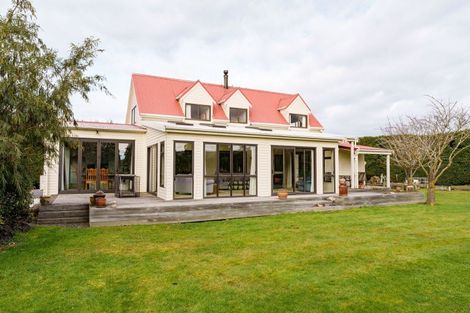 Photo of property in 255 Riccarton Road West, Mosgiel, 9092