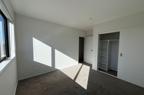 Photo of property in 38 White Heron Drive, Massey, Auckland, 0614