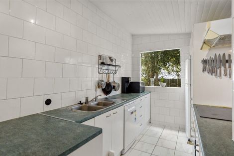 Photo of property in 9 Mellsop Avenue, Waiuku, 2123