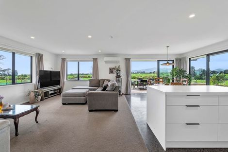 Photo of property in 2b Gossling Street, Okato, 4335