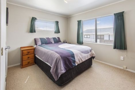 Photo of property in 19 Mellsop Avenue, Waiuku, 2123