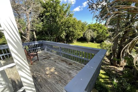 Photo of property in 60 Colwill Road, Massey, Auckland, 0614