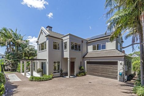 Photo of property in 205a Hurstmere Road, Takapuna, Auckland, 0622