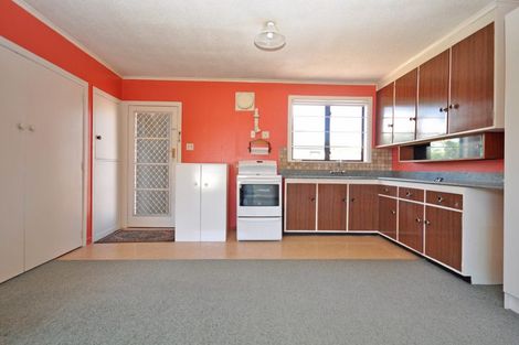 Photo of property in 1/22 Holland Road, Hillcrest, Auckland, 0627
