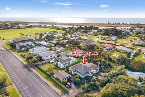 Photo of property in 28 Pakeha Street, Matata, Whakatane, 3194