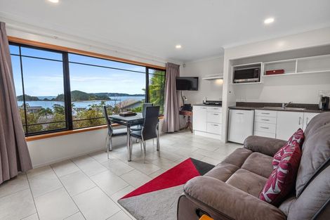 Photo of property in 10 Bayview Road, Paihia, 0200
