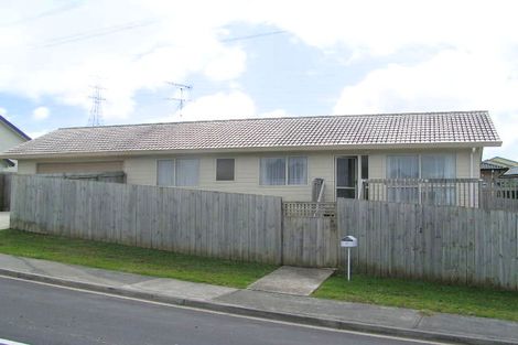 Photo of property in 7 Killygordon Place, Massey, Auckland, 0614