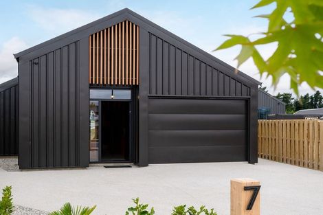 Photo of property in Northlake, 7 Cairnmuir Street, Wanaka, 9305