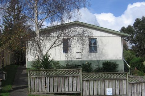 Photo of property in 39 Noall Street, Te Atatu Peninsula, Auckland, 0610