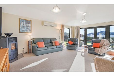 Photo of property in 8 Wyber Place, Kaiapoi, 7630