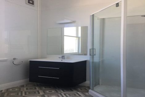 Photo of property in 13 Myrtle Crescent, Mount Cook, Wellington, 6021