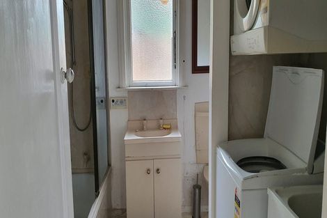 Photo of property in 78 Hankey Street, Mount Cook, Wellington, 6011